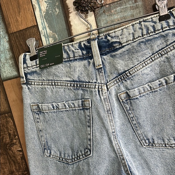 Wild Fable Light Blue Frayed Hem Jean Shorts - Picture 9 of 14